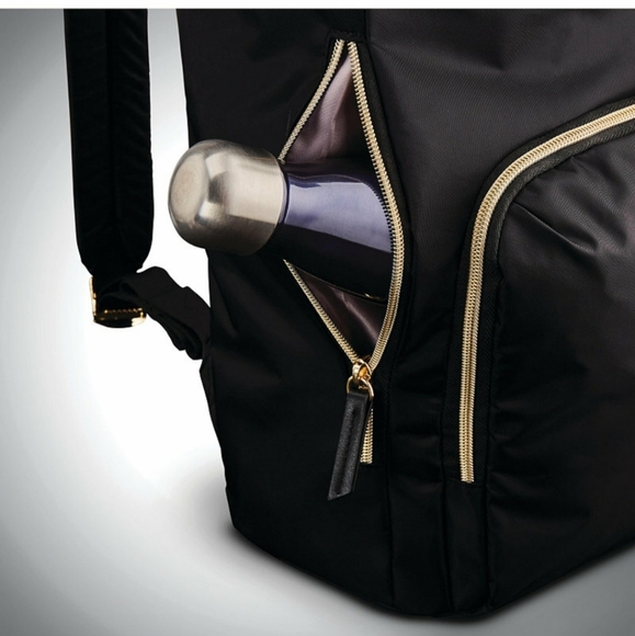 Backpack - Picture 3 of 9